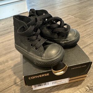 Black high top converse size 2 (babies)